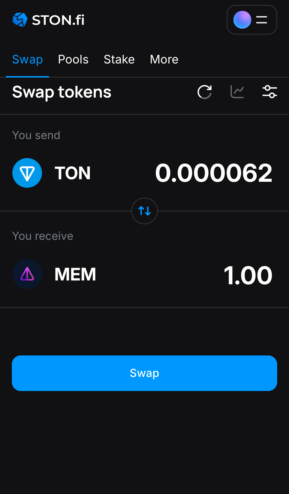 Nhập số lượng token bạn muốn bán (hoặc mua), và để thuật toán tự động tính toán.