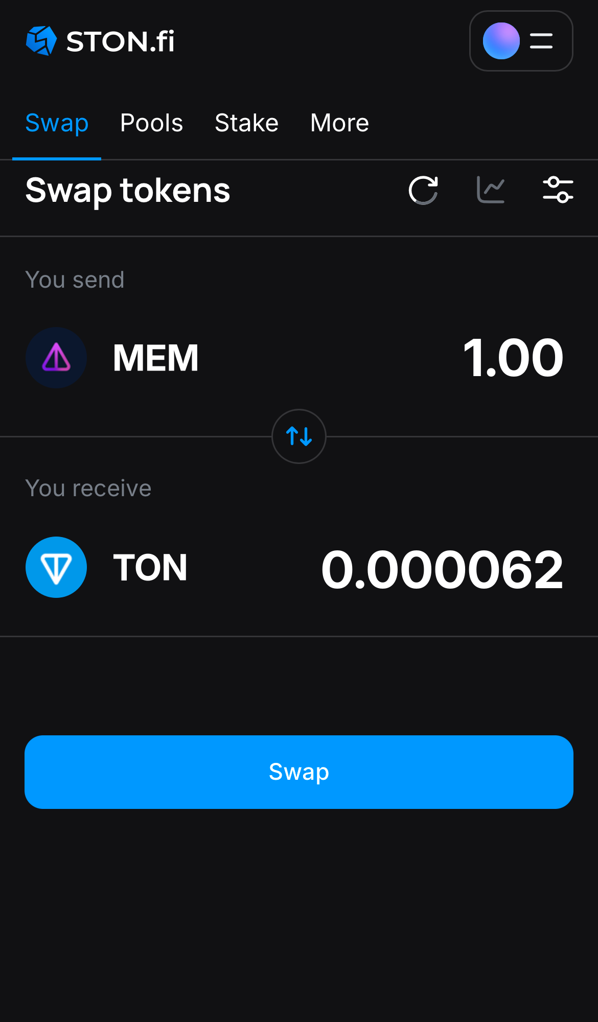 Nhập số lượng token bạn muốn bán (hoặc mua), và để thuật toán tự động tính toán.