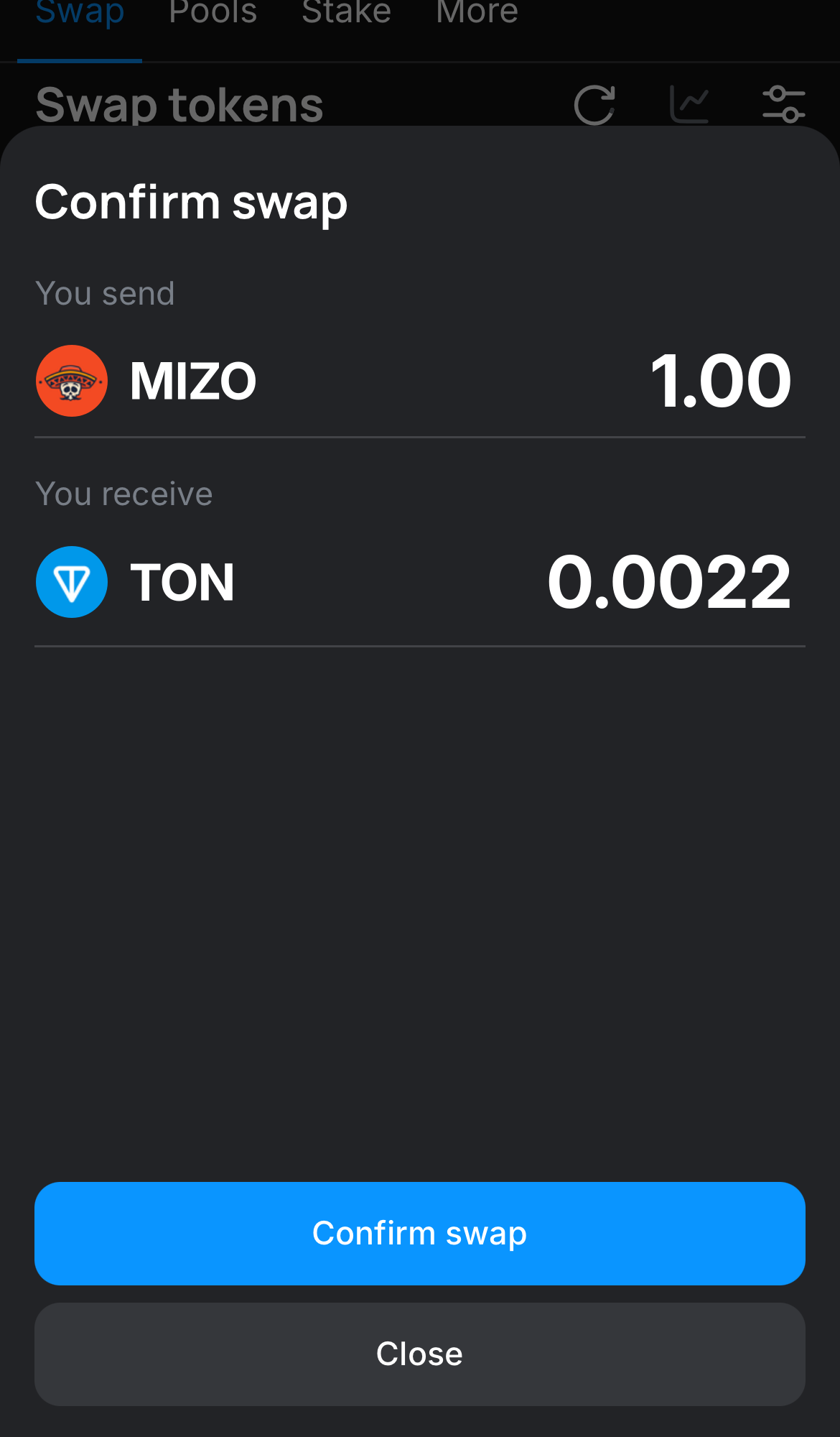اضغط على "Swap"، وتأكد من صحة التفاصيل، ثم أكد المعاملة بالضغط على زر "Confirm swap".